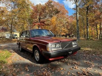 1983 Volvo 240 GL Sedan