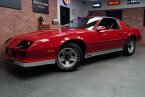 Thumbnail Photo 2 for 1984 Chevrolet Camaro