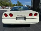Thumbnail Photo 3 for 1984 Chevrolet Corvette