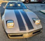 Thumbnail Photo 2 for 1984 Chevrolet Corvette
