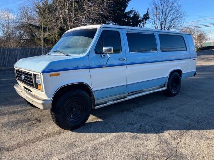 Photo 1 for 1984 Ford E-250 and Econoline 250 Club Wagon Super for Sale by Owner