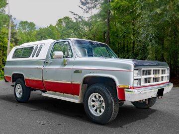 1984 GMC Sierra 2500 4x4 Regular Cab
