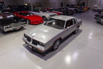 1984 Oldsmobile Cutlass Supreme Hurst/Olds Coupe