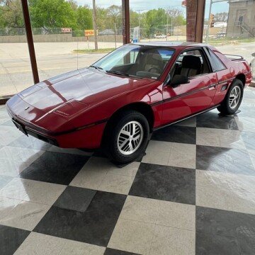 1984 Pontiac Fiero SE