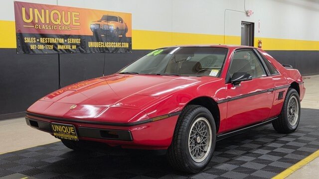 1984 Pontiac Fiero SE