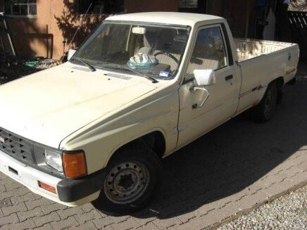 Photo 1 for 1984 Toyota Hilux