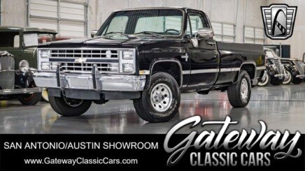 Photo 1 for 1985 Chevrolet C/K Truck 4x4 Regular Cab 1500