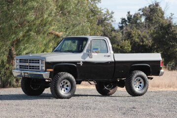 1985 Chevrolet C/K Truck 4x4 Regular Cab 1500