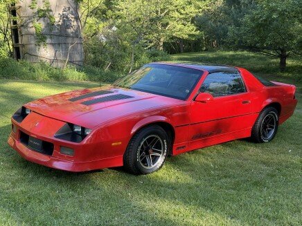 Photo 1 for 1985 Chevrolet Camaro IROC-Z Coupe for Sale by Owner