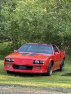Thumbnail Photo 3 for 1985 Chevrolet Camaro IROC-Z Coupe for Sale by Owner