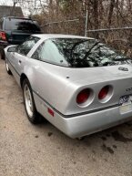 Thumbnail Photo 3 for 1985 Chevrolet Corvette