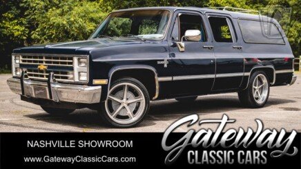 Photo 1 for 1985 Chevrolet Suburban 2WD