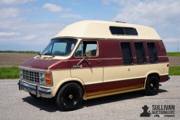 1985 Dodge B250