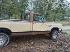 Thumbnail Photo 1 for 1985 Dodge D/W Truck 4x4 Regular Cab