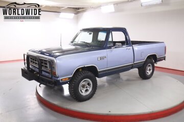 1985 Dodge D/W Truck 4x4 Regular Cab