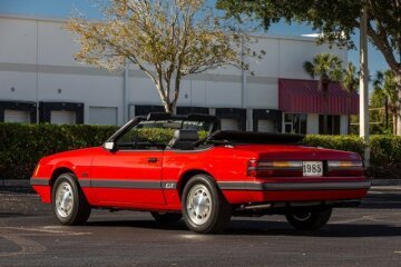1985 Ford Mustang GT