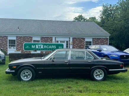 Photo 1 for 1985 Jaguar XJ Vanden Plas