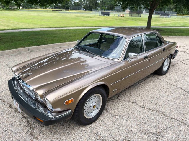 1985 Jaguar XJ Vanden Plas Classic Cars for Sale - Classics on