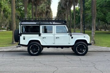 1985 Land Rover Defender