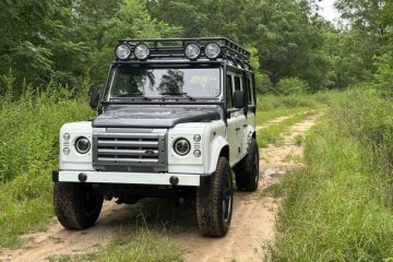 1985 Land Rover Defender