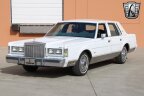 Thumbnail Photo 3 for 1985 Lincoln Town Car