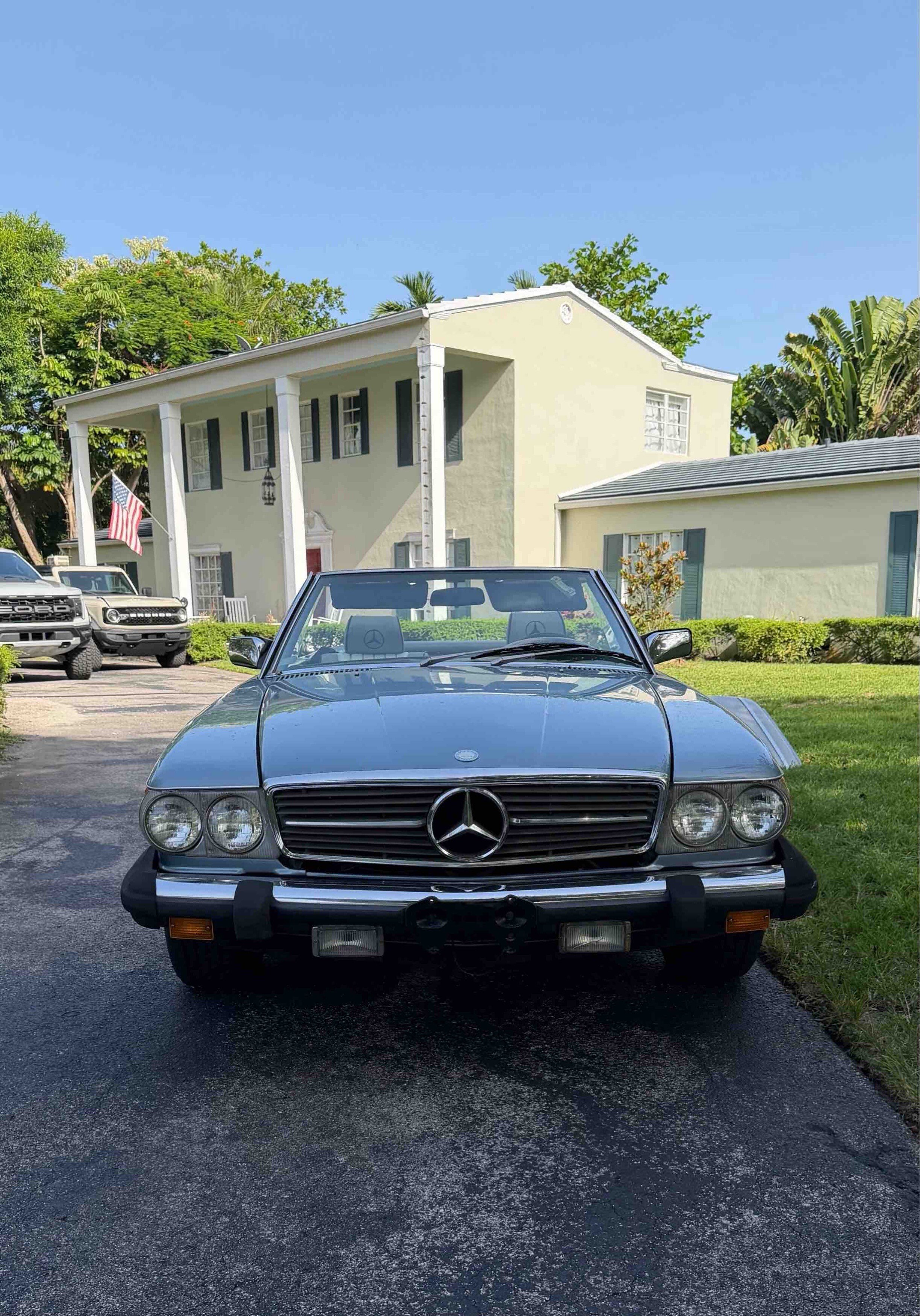 1985 Mercedes-Benz 380SL