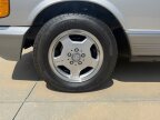 Thumbnail Photo 2 for 1985 Mercedes-Benz 380SE for Sale by Owner