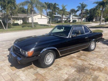 Photo 1 for 1985 Mercedes-Benz 380SL