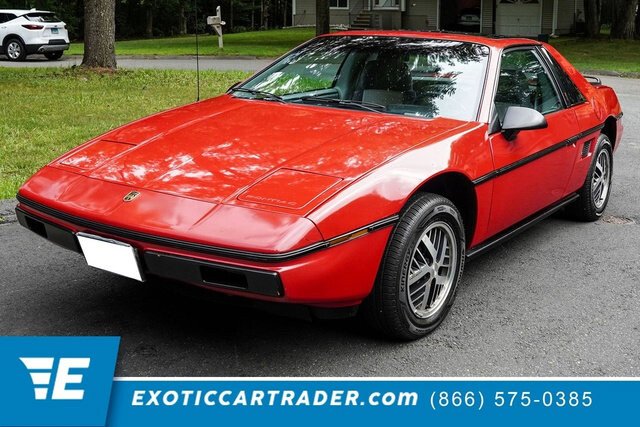 1985 Pontiac Fiero SE