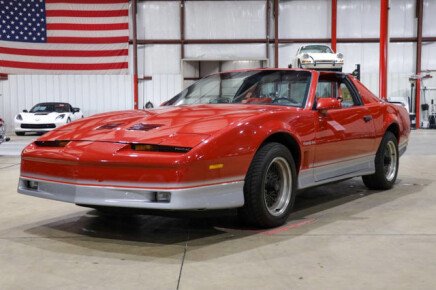Photo 1 for 1985 Pontiac Firebird