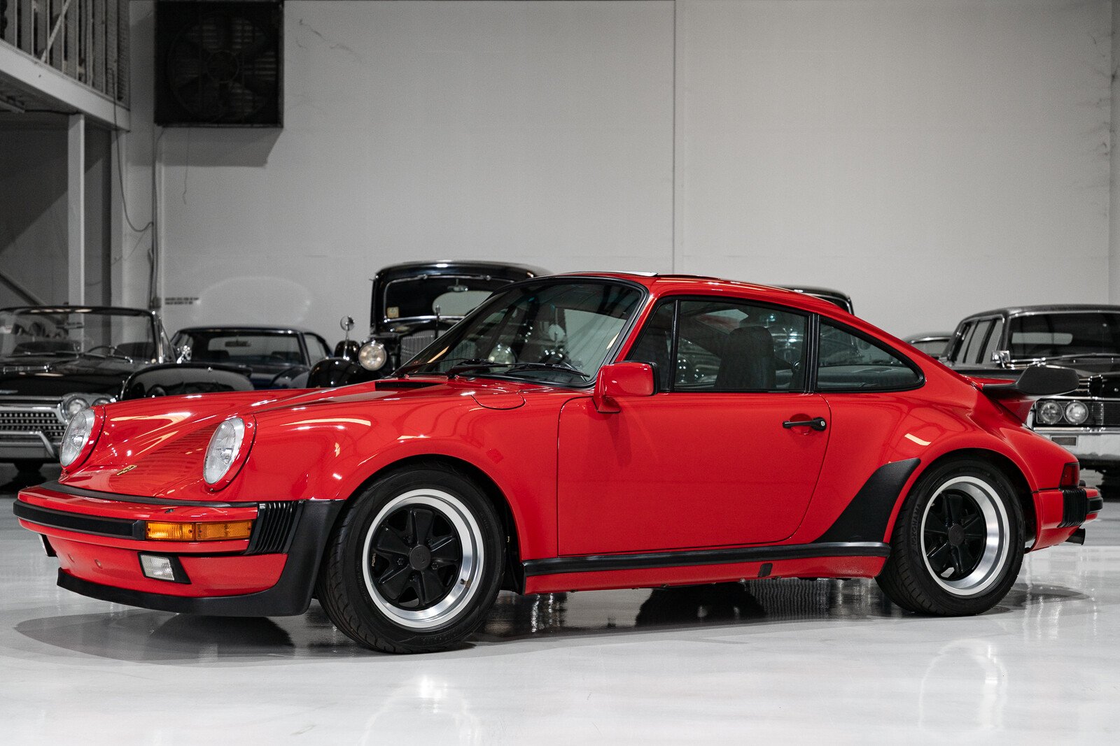 1985 Porsche 911 Carrera Coupe