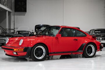 1985 Porsche 911 Carrera Coupe