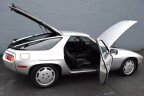 Thumbnail Photo 5 for 1985 Porsche 928