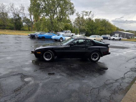 Photo 1 for 1985 Porsche 944