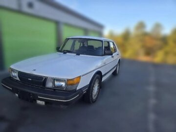 1985 Saab 900 Hatchback