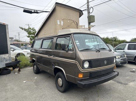 Photo 1 for 1985 Volkswagen Vanagon Camper for Sale by Owner