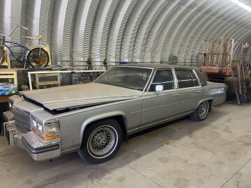 1986 Cadillac Fleetwood Brougham Sedan