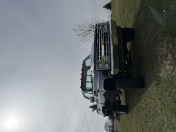 1986 Chevrolet C/K Truck 4x4 Regular Cab 2500