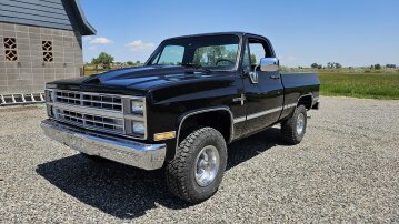 1986 Chevrolet C/K Truck 4x4 Regular Cab 1500