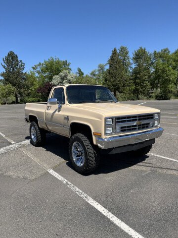 1986 Chevrolet C/K Truck 4x4 Regular Cab 1500