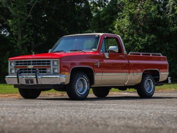 1986 Chevrolet C/K Truck 2WD Regular Cab 1500