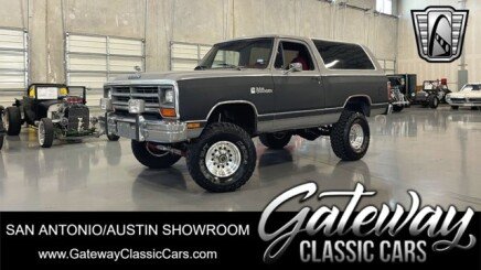 Photo 1 for 1986 Dodge Ramcharger 4WD