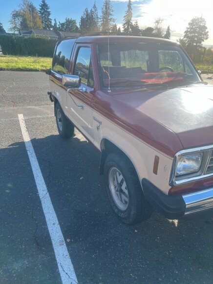 Photo 1 for 1986 Ford Bronco II 4WD for Sale by Owner