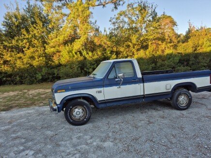 Photo 1 for 1986 Ford F150 2WD Regular Cab for Sale by Owner
