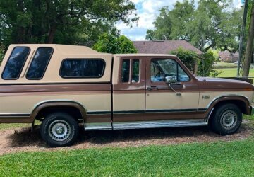 1986 Ford F150 2WD SuperCab XL