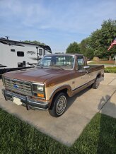 1986 Ford F150 2WD Regular Cab