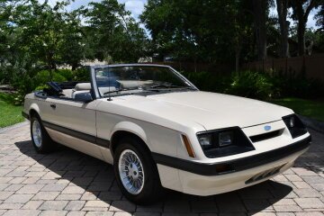 1986 Ford Mustang LX Convertible