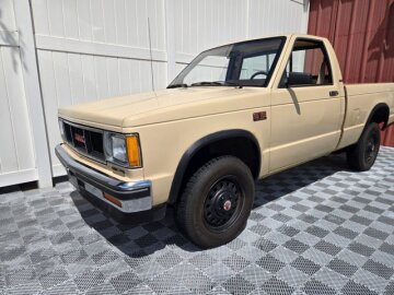 1986 GMC S15 Pickup 4x4 Regular Cab
