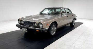 1986 Jaguar XJ Vanden Plas