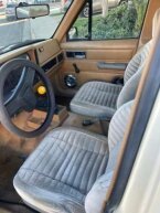 Thumbnail Photo 4 for 1986 Jeep Comanche